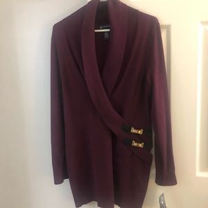 Beautiful NWT buckle tunic!